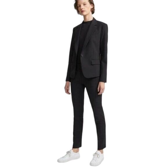 Theory Classic Slim-Fit Black Wool Blazer | Size 10 - Picture 10 of 11